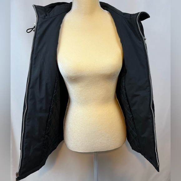 Black Front Zipper Lined Jacket with Cap Size Small - Picture 14 of 15